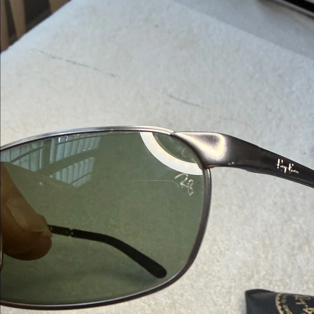 Authentic RAY BAN 3190 Flight 005 58-18 Metal Sunglasses Green Lenses Italy